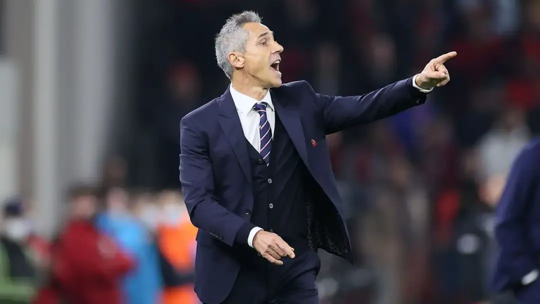 Ile zarabia trener reprezentacji Polski? Zaskakujące fakty o pensji