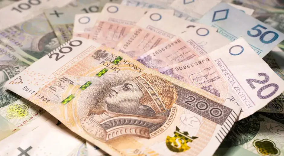 Dodatek 1000 zł brutto DPS 2025: Kiedy i kto otrzyma? Zasady.