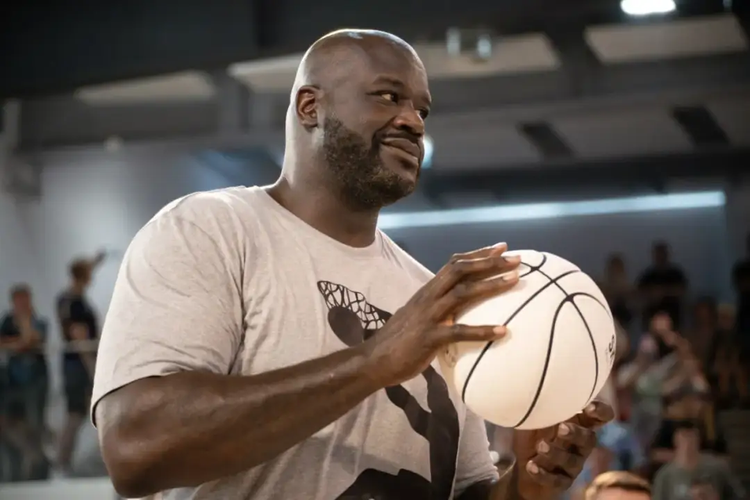 Shaquille O'Neal rozmiar buta: 56 EU! Poznaj szokujące fakty
