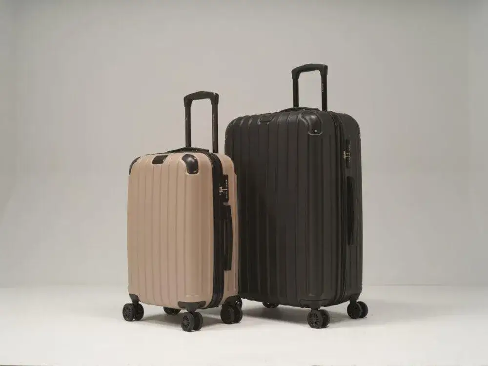 Walizka z ABS czy polipropylenu – który wybór jest lepszy dla Ciebie?