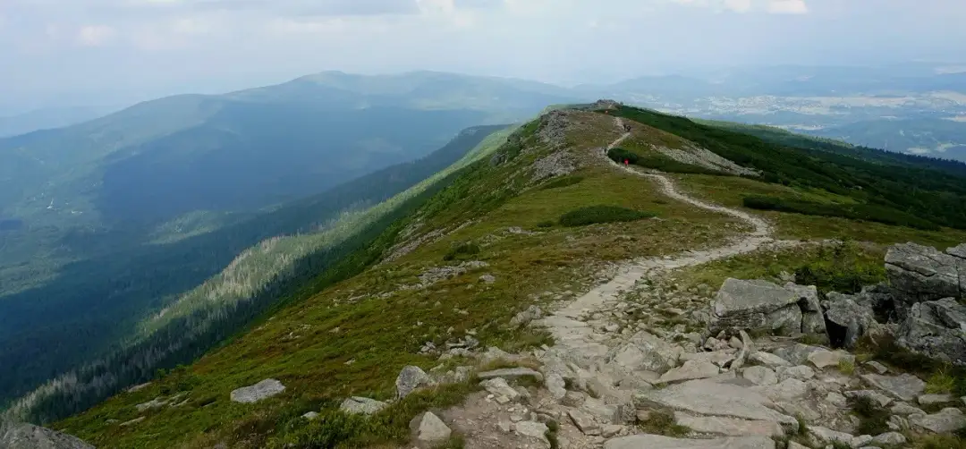 Jak wybrać najlepszy szlak na Babią Górę – porady i wskazówki