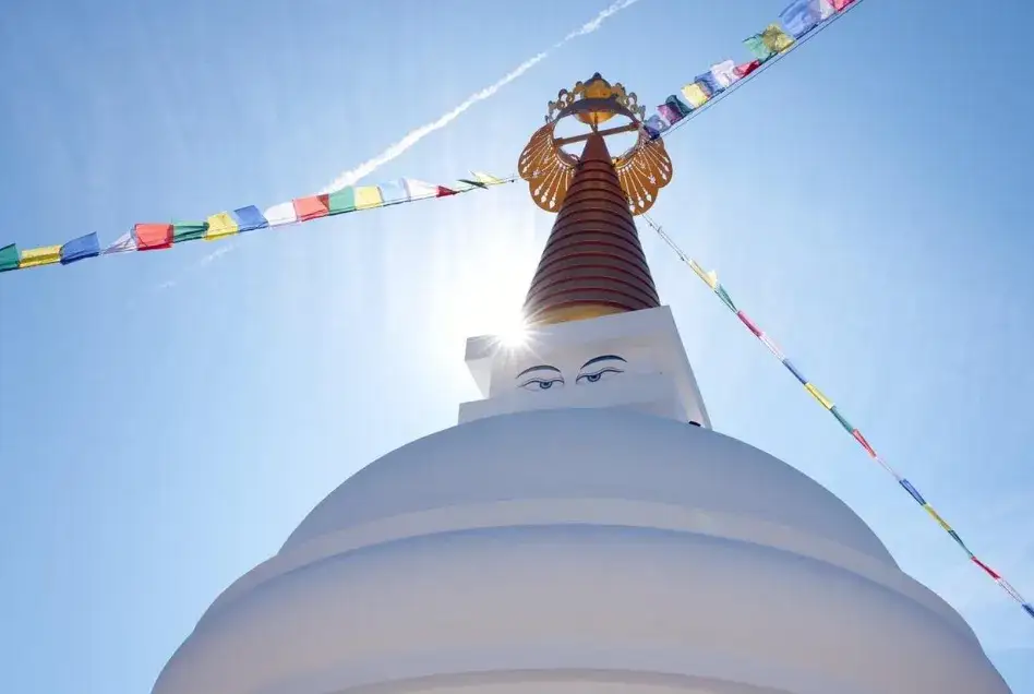 Święte miejsca buddyzmu, które zmienią twoje spojrzenie na życie