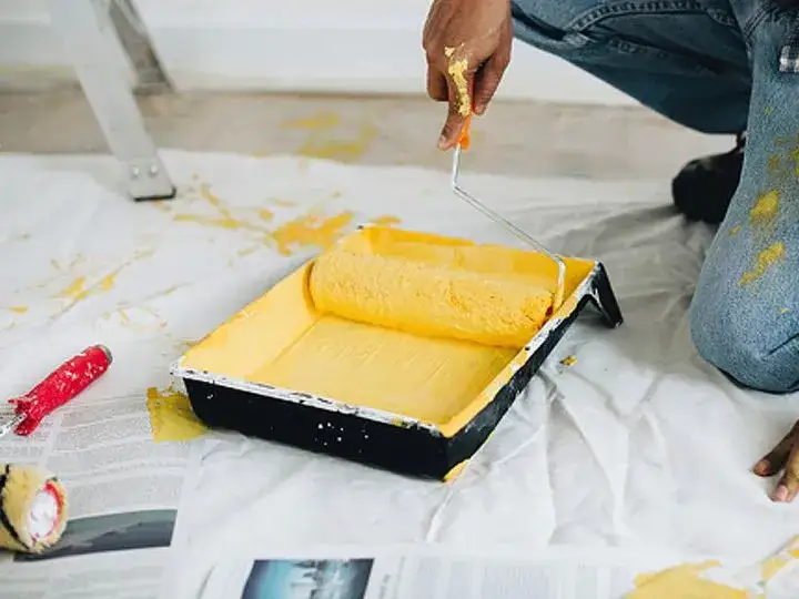 Jak zrobić wałek dekoracyjny - proste metody na wyjątkowe efekty