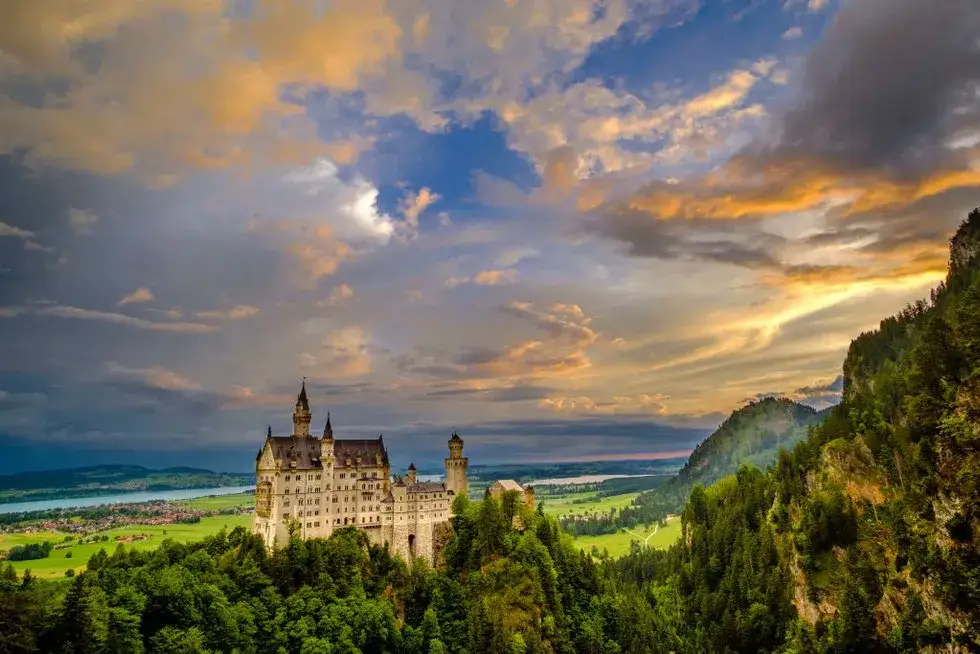 Odkryj Niemcy: Zamki, miasta, cuda natury blisko Polski