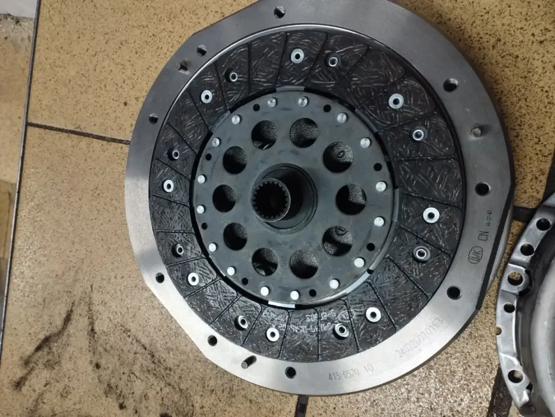 Którą stroną założyć tarczę sprzęgła luk – uniknij błędów montażu i zniszczenia