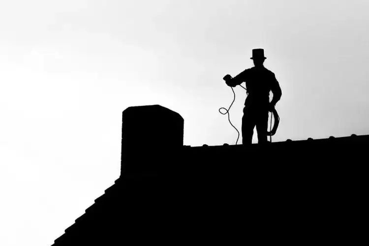 Ile kosztuje rozbiórka komina i postawienie nowego – uniknij wysokich wydatków