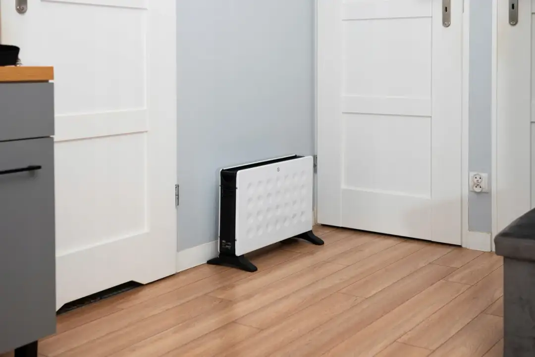 Grzejnik do pokoju 20m²: Moc, typy, koszty. Jak wybrać?