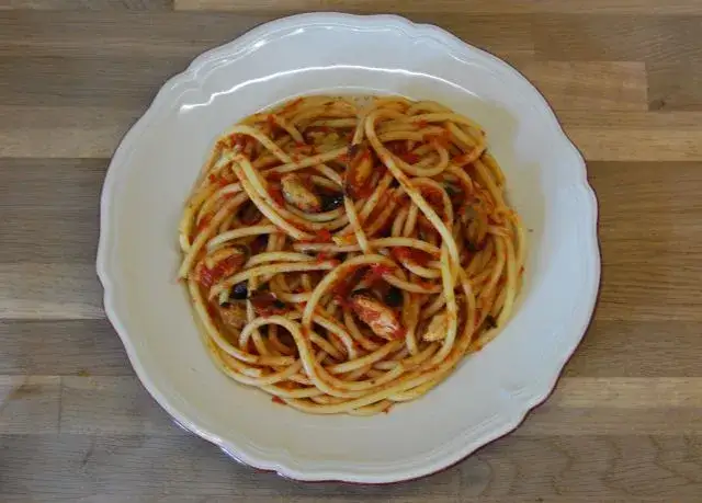 Spaghetti po angielsku - co to znaczy i jak to używać w kuchni