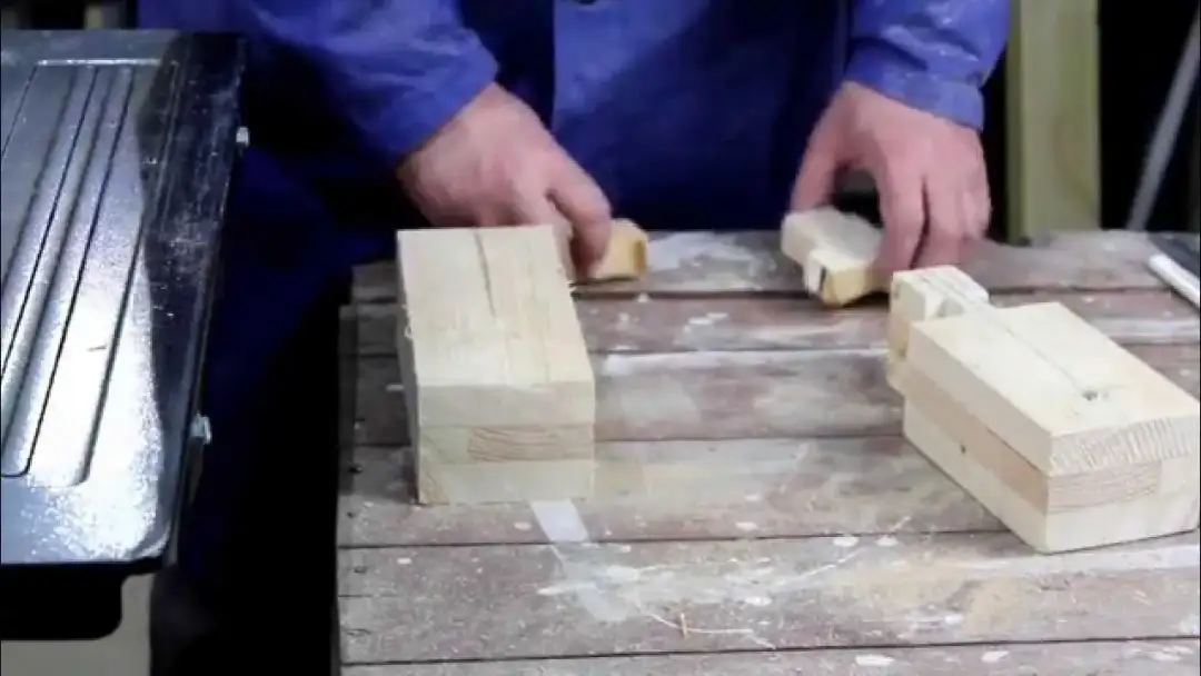 Jak zrobić tokarkę do drewna z wiertarki - proste kroki i porady