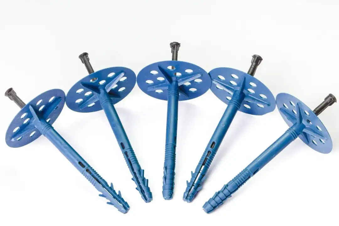 Ile kołków na m2 styropianu? Oto co musisz wiedzieć, aby nie przepłacić