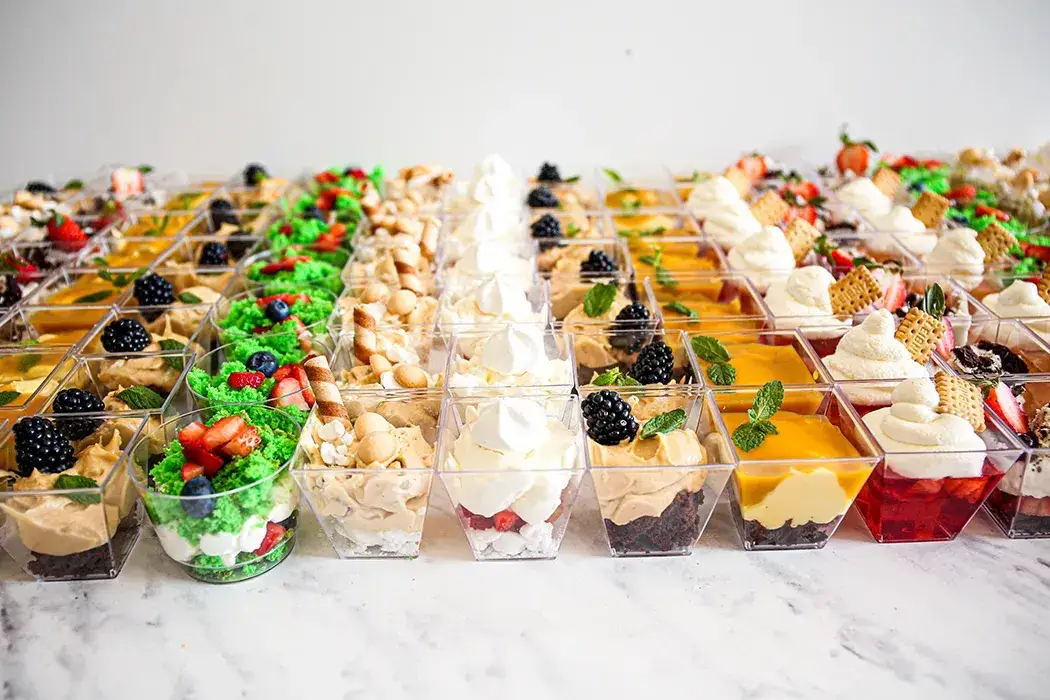 Jak zrobić deserki na słodki stół, które zachwycą gości i są łatwe w przygotowaniu