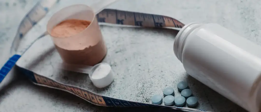 Redukcja bez strat mięśni: sprawdzone sposoby i skuteczne suplementy