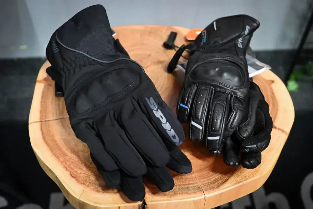 Jak mierzyć rękawice motocyklowe, aby uniknąć złego dopasowania