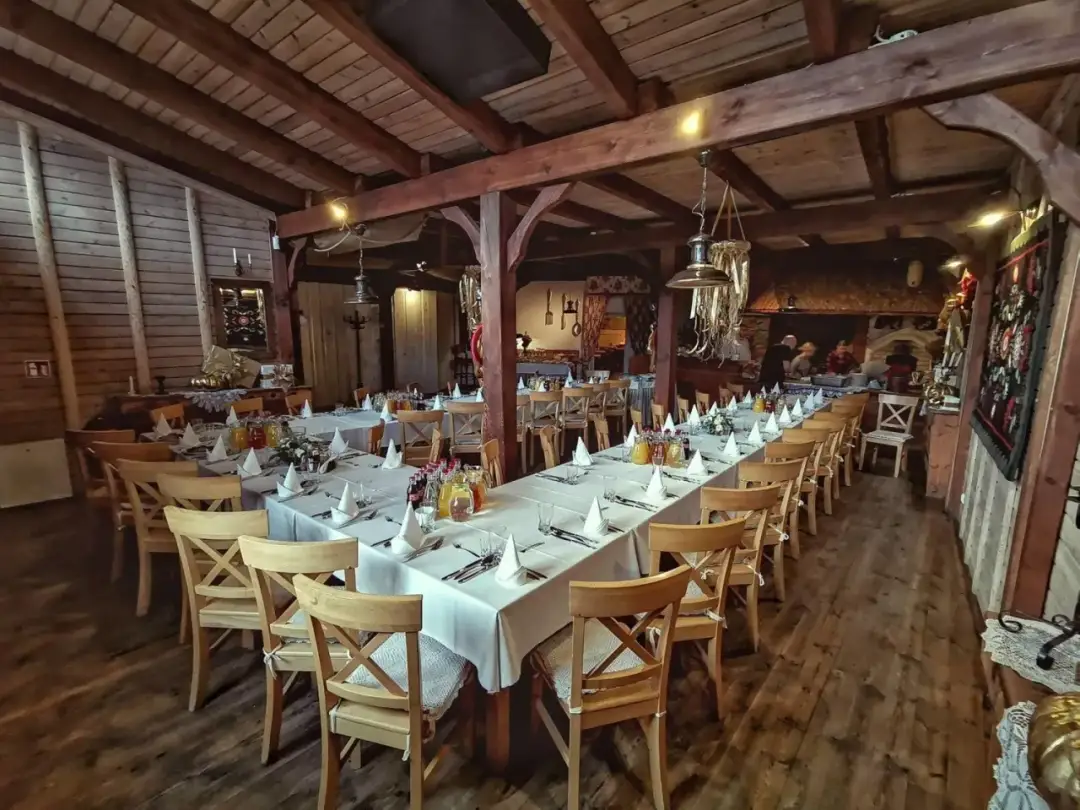 Gospoda Złoty Garniec Częstochowa: Menu, Imprezy, Kontakt