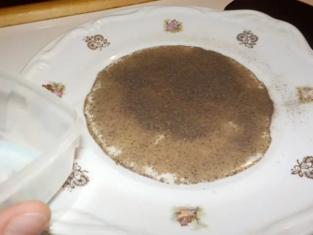 Eksperyment z pieprzem: nauka, zabawa i higiena w 5 min