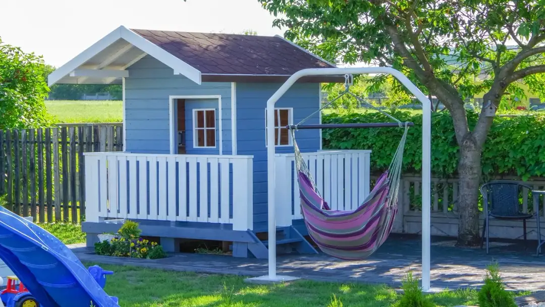 Jak zrobić domek dla dziecka: krok po kroku z materiałami i bezpieczeństwem