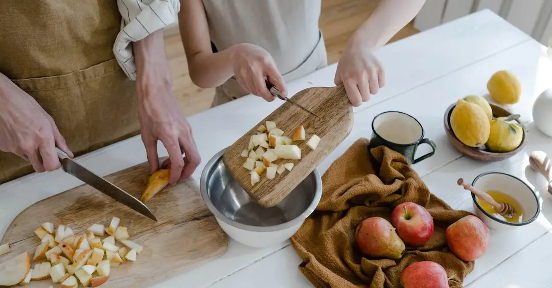  Prosta, smaczna i zdrowa - przepis na jabłka z kosztelą