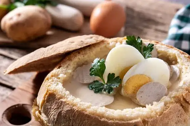 Jak odkwasić zupę - skuteczne sposoby na zbyt kwaśny smak