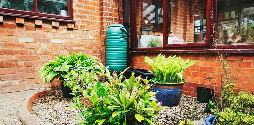 Z czego zbiornik na deszczówkę? Poznaj materiały i ich zalety