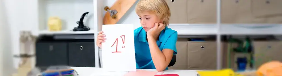 Jedynka na półrocze? Jak poprawić ocenę i uniknąć problemów