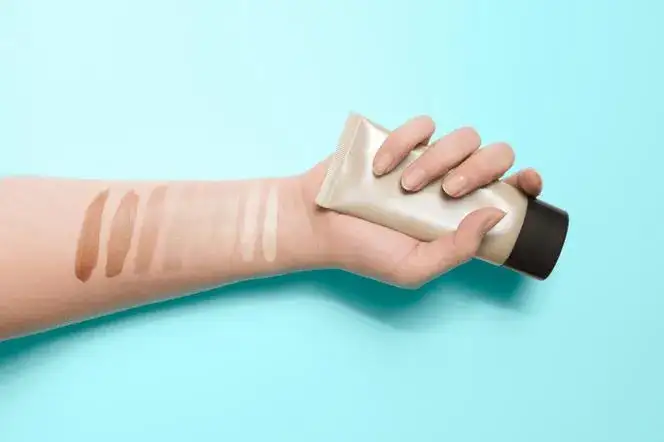 Krem BB: Co to jest i czy zastąpi Twój podkład? Przewodnik