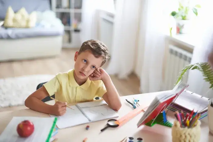 Zaburzenia integracji sensorycznej u dziecka – objawy, przyczyny i terapia