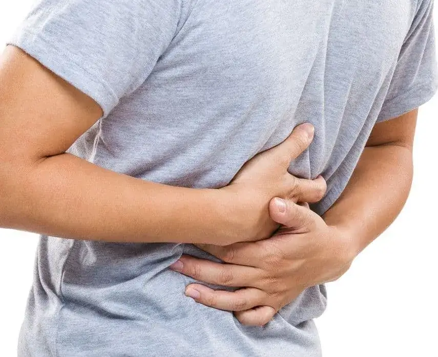 Podrażniony żołądek objawy - jak rozpoznać niepokojące symptomy