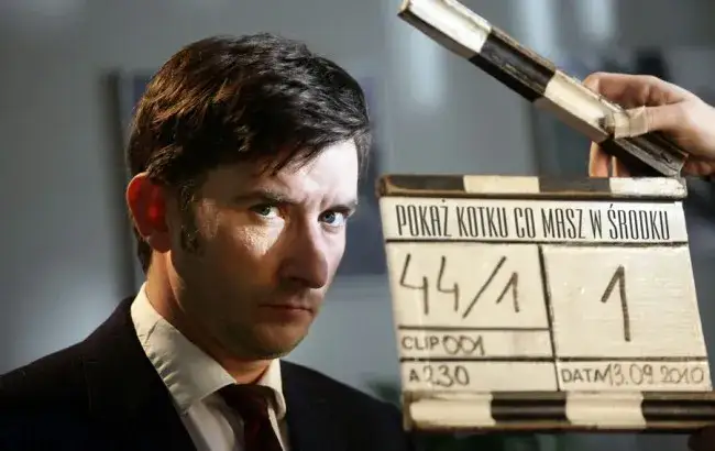 Powiedz kotku co masz w środku - zaskakujące zwroty akcji w filmie