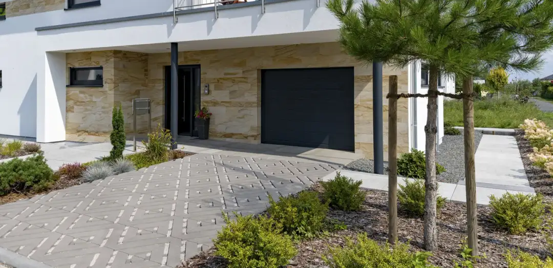 Podjazd z płyt ażurowych - Czy to rozwiązanie dla Ciebie?