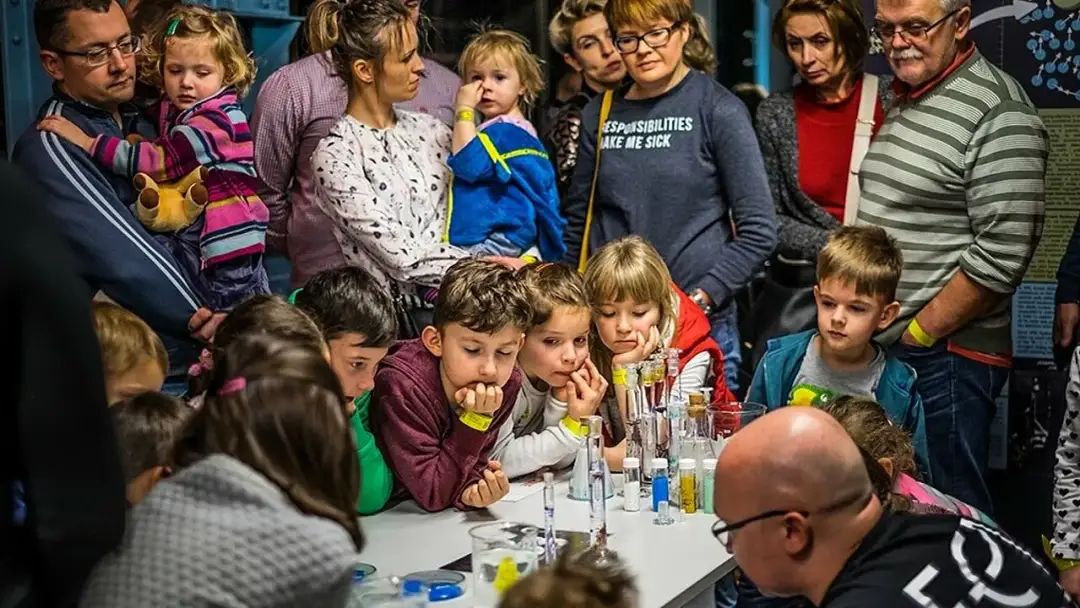 Gdzie w niedzielę z dzieckiem? Odkryj najlepsze atrakcje i pomysły