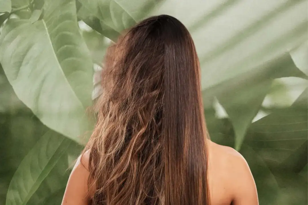 Soluciones efectivas para pelo fino y encrespado que transforman tu cabello