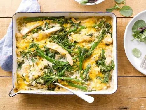 Szybka zapiekanka z ugotowanego ryżu – pyszne przepisy na obiad