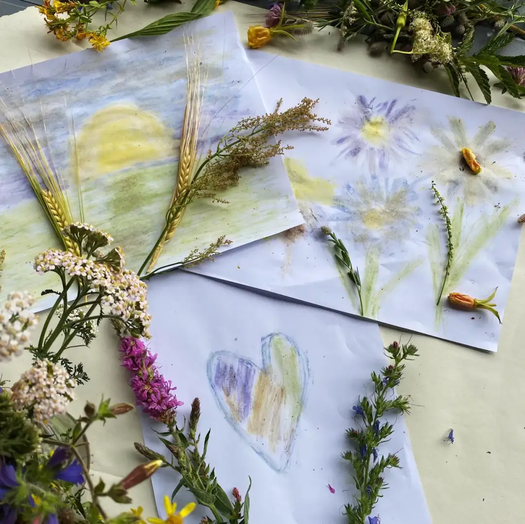 Kolorowanka sensoryczna: rozwój dziecka przez kreatywną zabawę