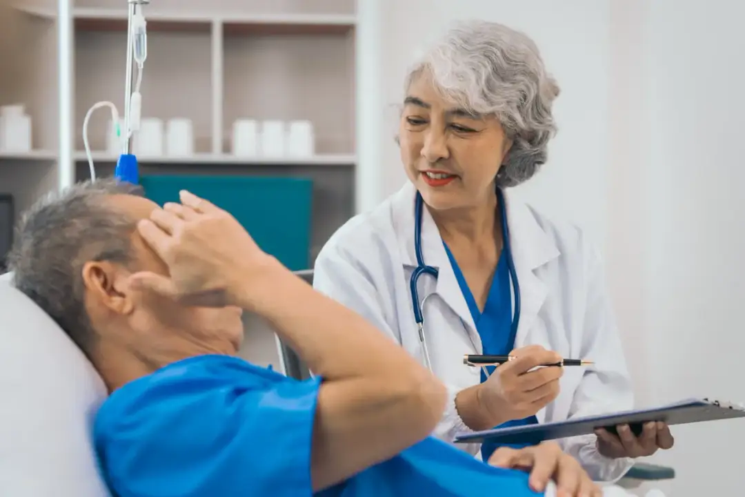 Czy chirurg może wystawić skierowanie na rezonans? Sprawdź to teraz