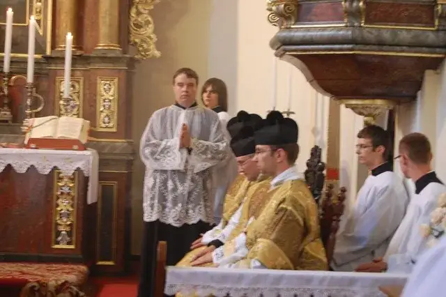 Dlaczego msza święta jest uobecnieniem ofiary krzyżowej? Zrozum to!