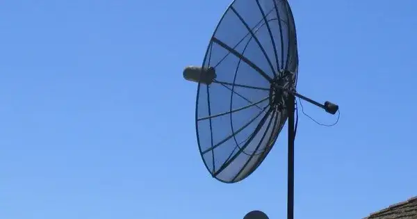 Jak ustawić antenę na Hot Bird 13E, aby uniknąć problemów z sygnałem