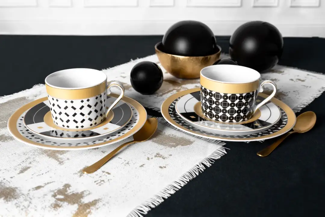 Kto tworzy ozdoby z porcelany? Poznaj artystów i ich wyjątkowe techniki