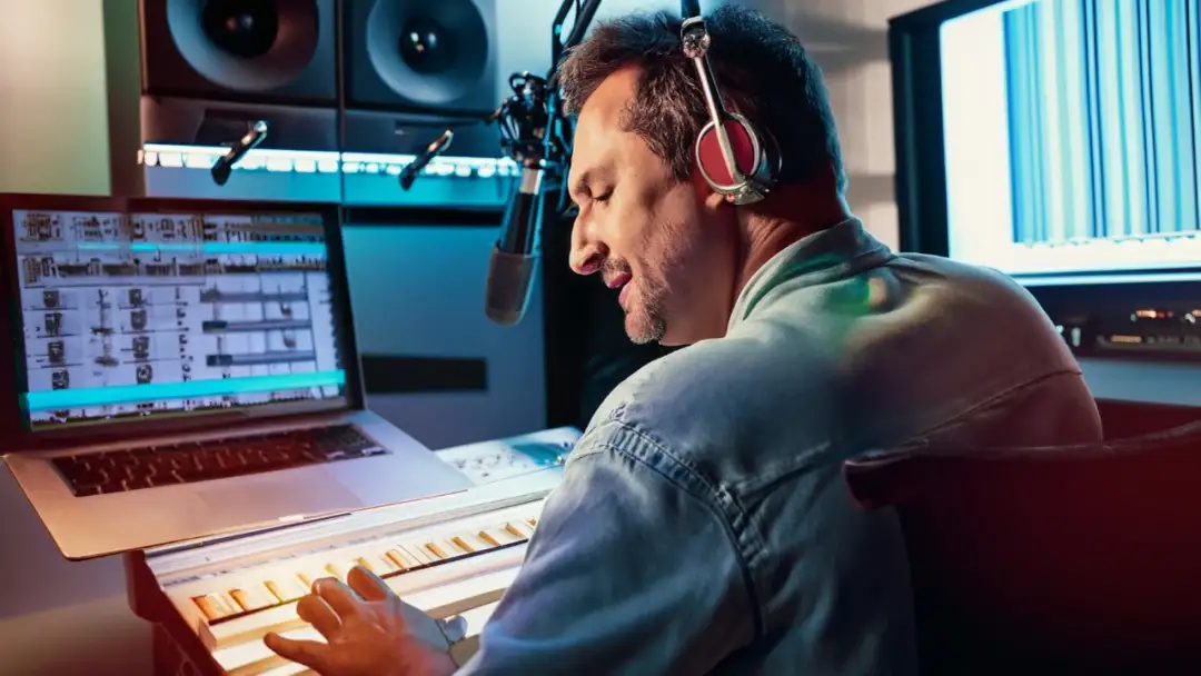 Muzyka w Filmie: Tworzenie Atmosfery, Emocje Widzów i Kulisy