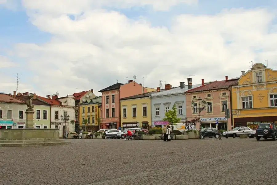 Jakie są informacje o mieście Infor Skoczów? Ciekawe fakty i atrakcje