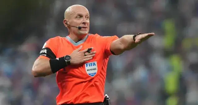 Ile zarabiają sędziowie Ekstraklasy? Konkretne stawki i kontrakty