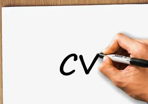 Komu zlecić napisanie CV, aby uniknąć błędów i zdobyć pracę?