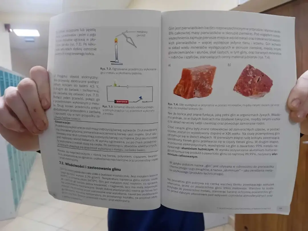 Cyna w płynie: Zastosowania i właściwości w przemyśle