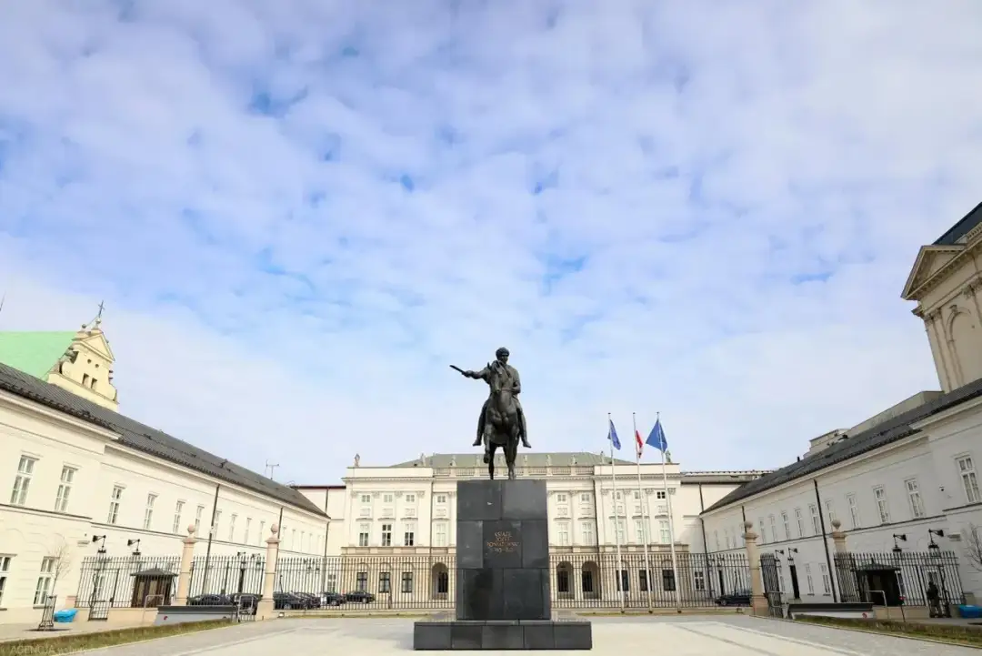 Ile wynosi stypendium prezydenta miasta Rzeszowa? Sprawdź kwoty!