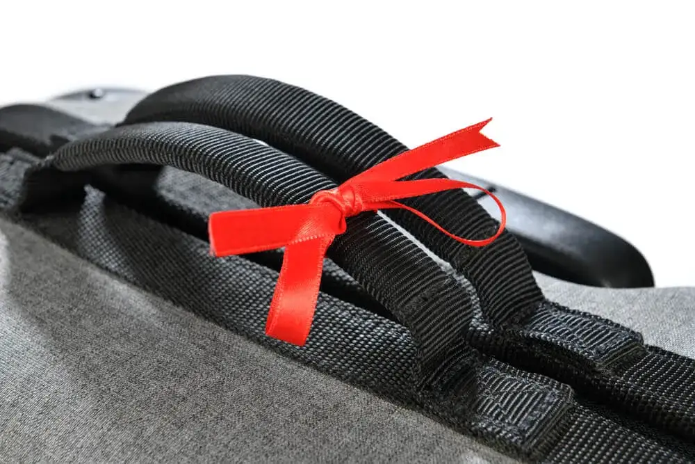 Jak oznaczyć walizkę na lotnisku, aby uniknąć zgubienia bagażu