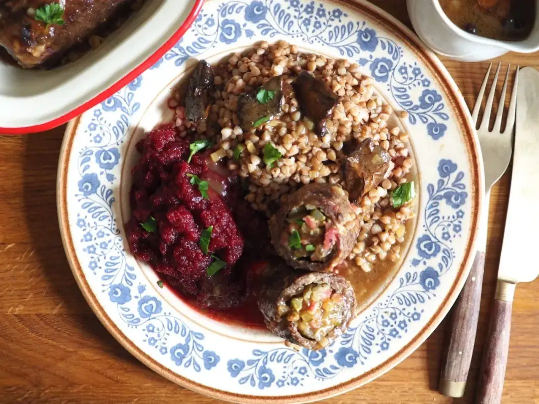 Jaką wołowinę wybrać na zrazy zawijane, aby były idealne?