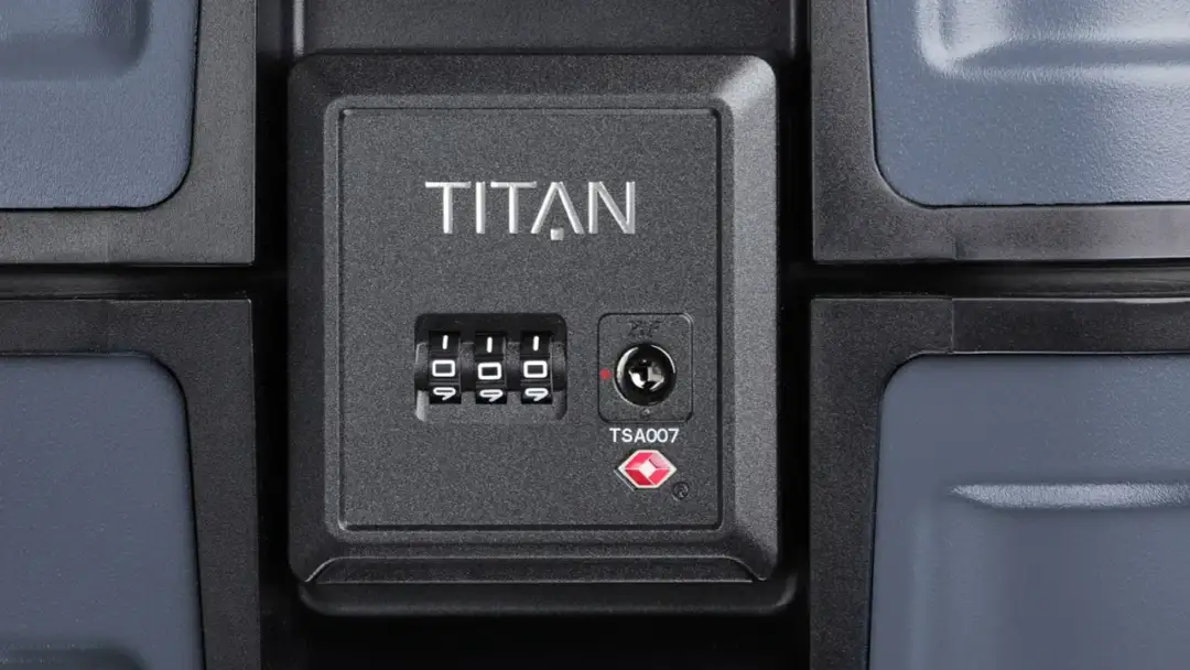 Jak łatwo ustawić kod w walizce RGL i uniknąć problemów z zamkiem