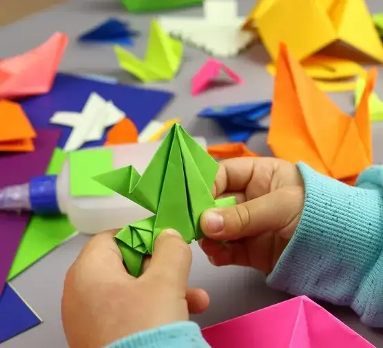 Jak zrobić puchar z różnych materiałów - proste instrukcje DIY