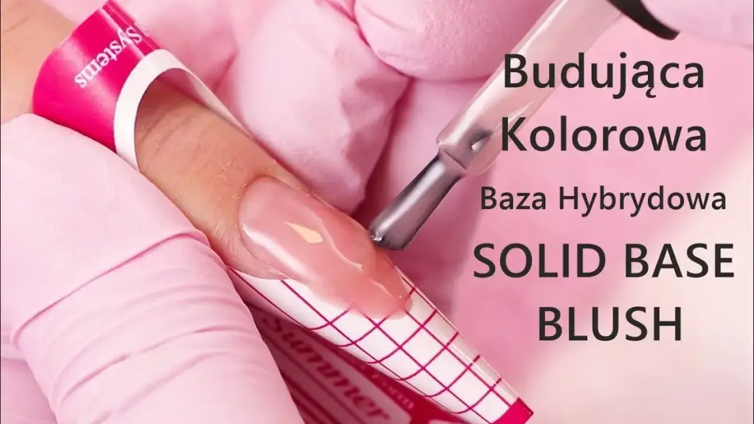 Jak przedłużyć paznokcie bazą bez błędów i utrzymać je na dłużej – poradnik krok po kroku