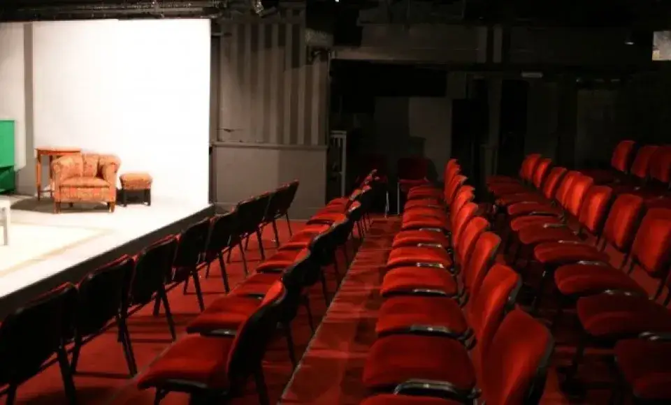 Teatr Ateneum dla Ukrainy: Wsparcie i kultura w trudnych czasach