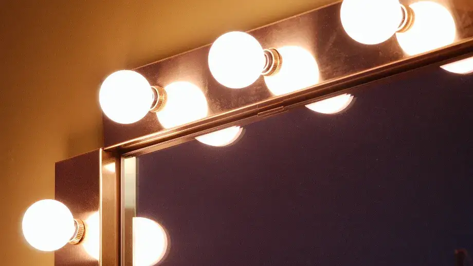 Jakie światło do malowania? Odkryj najlepsze opcje dla artystów